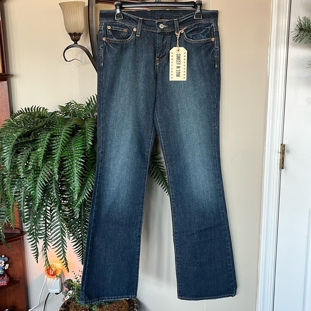 Brand New Lucky Brand Sweet N' Low Mid Rise Easy Fit Slight Flare Long Jeans Y2K